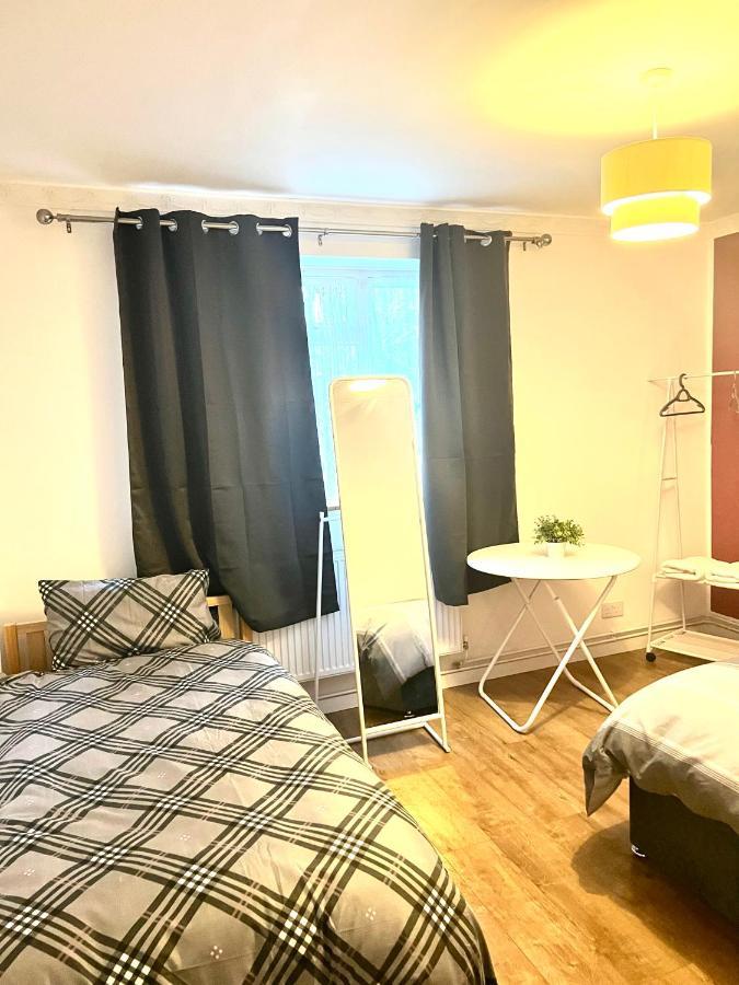 Large Room With Two Bed In Central Λονδίνο Εξωτερικό φωτογραφία