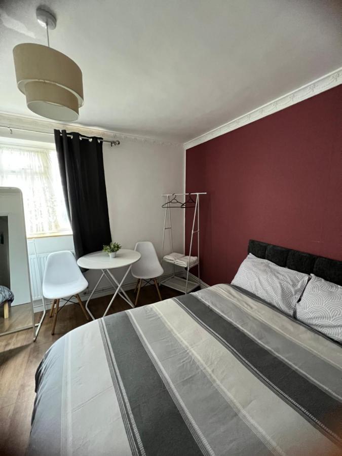 Large Room With Two Bed In Central Λονδίνο Εξωτερικό φωτογραφία